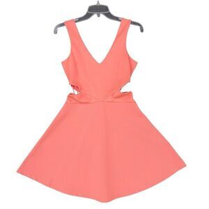 NEW GIANNI BINI Peachy Pink Cut Out Mini Dress V Neck A-Line Zip Women’s Small